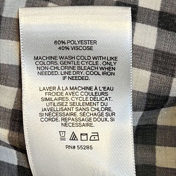 EXPRESS ROLL Tab Sleeve Popover V-Neck Gingham Blouse - Picture 6 of 6